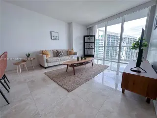 Propiedad en alquiler con 1 dormitorio y 1 baño en Miami