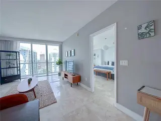 Propiedad en alquiler con 1 dormitorio y 1 baño en Miami