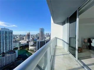 Propiedad en alquiler con 1 dormitorio y 1 baño en Miami