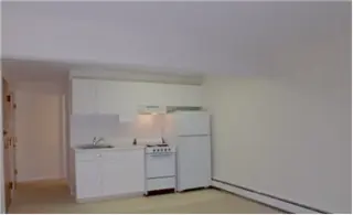 Propiedad en alquiler con 0 habitaciones y 1 baño en West Roxbury