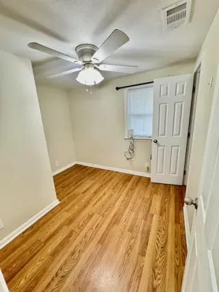 Propiedad en alquiler con 3 habitaciones y 1 baño en Savannah