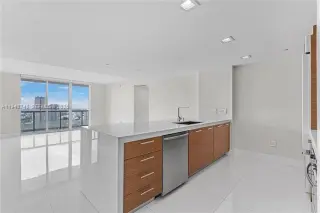 Propiedad en alquiler con 2 habitaciones y 2 baños en Miami