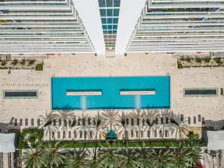 Propiedad en alquiler con 2 habitaciones y 2 baños en Miami