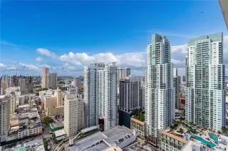 Propiedad en alquiler con 2 habitaciones y 2 baños en Miami