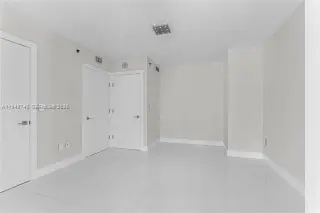 Propiedad en alquiler con 2 habitaciones y 2 baños en Miami