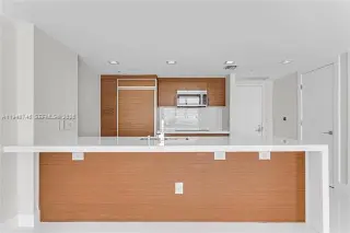 Propiedad en alquiler con 2 habitaciones y 2 baños en Miami