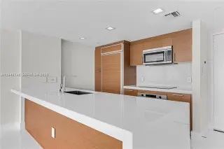Propiedad en alquiler con 2 habitaciones y 2 baños en Miami