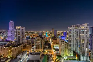 Propiedad en alquiler con 2 habitaciones y 2 baños en Miami
