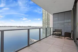 Propiedad en alquiler con 3 habitaciones y 3 baños en Miami