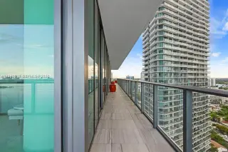 Propiedad en alquiler con 3 habitaciones y 3 baños en Miami