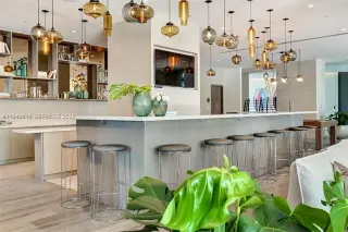Propiedad en alquiler con 3 habitaciones y 3 baños en Miami