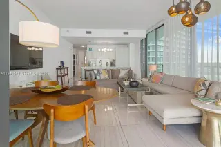 Propiedad en alquiler con 3 habitaciones y 3 baños en Miami