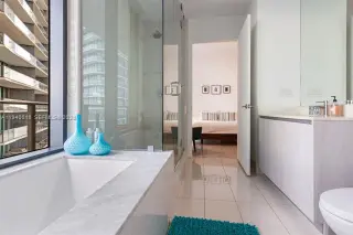 Propiedad en alquiler con 3 habitaciones y 3 baños en Miami