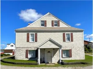 Propiedad en alquiler con 2 habitaciones y 1 baño en Follansbee