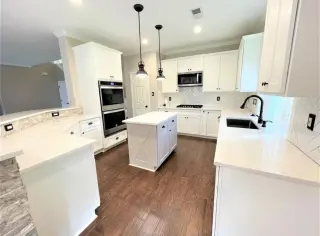 Propiedad en alquiler con 4 habitaciones y 2.5 baños en Houston