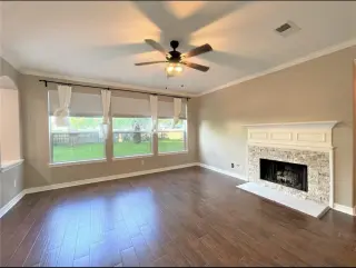 Propiedad en alquiler con 4 habitaciones y 2.5 baños en Houston
