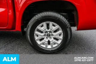 Nissan Frontier 2022 4x4 SV 4dr Crew Cab 5 ft. SB