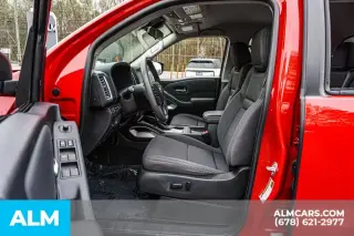 Nissan Frontier 2022 4x4 SV 4dr Crew Cab 5 ft. SB