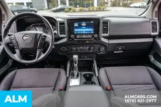 Nissan Frontier 2022 4x4 SV 4dr Crew Cab 5 ft. SB