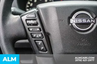 Nissan Frontier 2022 4x4 SV 4dr Crew Cab 5 ft. SB