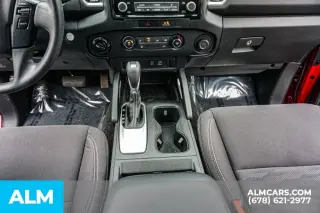 Nissan Frontier 2022 4x4 SV 4dr Crew Cab 5 ft. SB