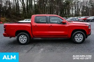 Nissan Frontier 2022 4x4 SV 4dr Crew Cab 5 ft. SB