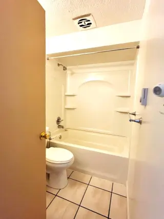 Propiedad en alquiler con 2 habitaciones y 1 baño en Follansbee