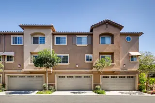 Propiedad en alquiler con 4 habitaciones y 2.5 baños en Carlsbad