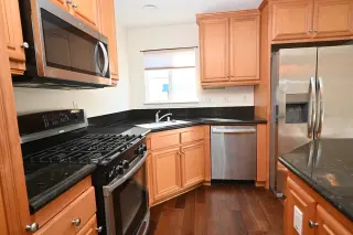 Propiedad en alquiler con 4 habitaciones y 2.5 baños en Carlsbad