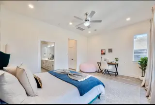Propiedad en alquiler con 3 habitaciones y 4 baños en Houston
