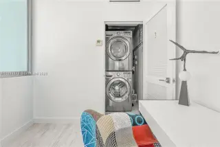 Propiedad en alquiler con 3 habitaciones y 3 baños en Miami Beach