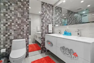 Propiedad en alquiler con 3 habitaciones y 3 baños en Miami Beach