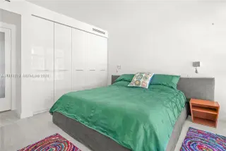 Propiedad en alquiler con 3 habitaciones y 3 baños en Miami Beach