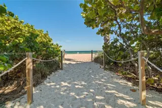 Propiedad en alquiler con 3 habitaciones y 3 baños en Miami Beach