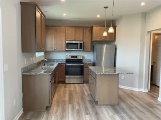 Propiedad en alquiler con 3 habitaciones y 2.5 baños en Independence