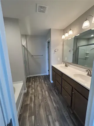 Propiedad en alquiler con 3 habitaciones y 2.5 baños en Independence