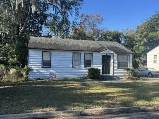 Propiedad en alquiler con 1 dormitorio y 1.5 baños en Jacksonville