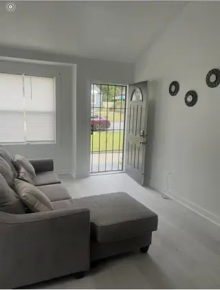Propiedad en alquiler con 1 dormitorio y 1.5 baños en JACKSONVILLE