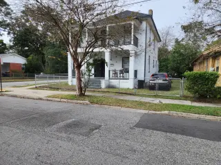 Propiedad en alquiler con 1 dormitorio y 1.5 baños en Jacksonville