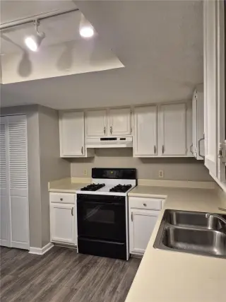 Propiedad en alquiler con 2 habitaciones y 2 baños en Smyrna