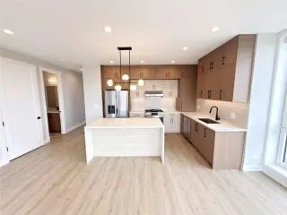 Propiedad en alquiler con 3 habitaciones y 2 baños en Chicago