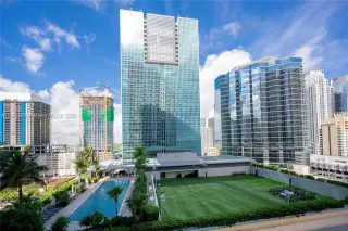 Propiedad en alquiler con 1 dormitorio y 1.5 baños en Miami