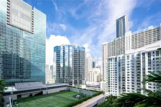 Propiedad en alquiler con 1 dormitorio y 1.5 baños en Miami