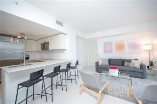 Propiedad en alquiler con 1 dormitorio y 1.5 baños en Miami
