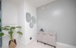 Propiedad en alquiler con 1 dormitorio y 1.5 baños en Miami