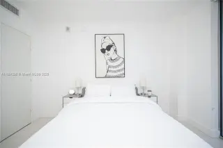 Propiedad en alquiler con 1 dormitorio y 1.5 baños en Miami