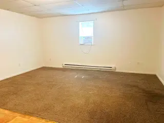 Propiedad en alquiler con 0 habitaciones y 1 baño en Steubenville