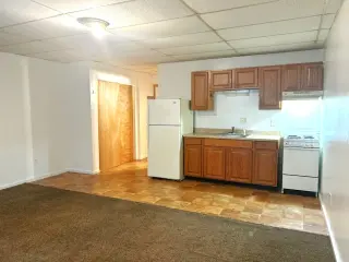 Propiedad en alquiler con 0 habitaciones y 1 baño en Steubenville