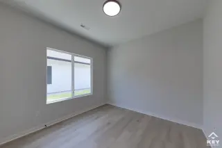 Propiedad en alquiler con 4 habitaciones y 2 baños en Maize