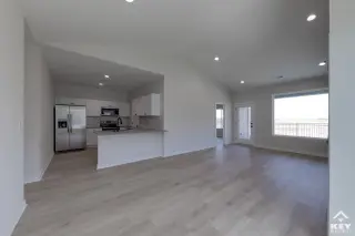 Propiedad en alquiler con 4 habitaciones y 2 baños en Maize